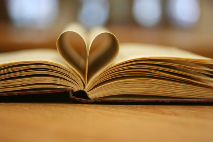 Book%20Heart